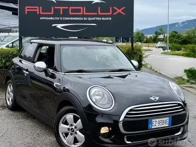 Usata Mini One D Business 95 CV (69 kW) 2015 Nero Utilitaria