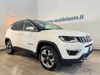 Usata Jeep Compass Limited 140 CV (102 kW) 2018 Bianco pastello SUV