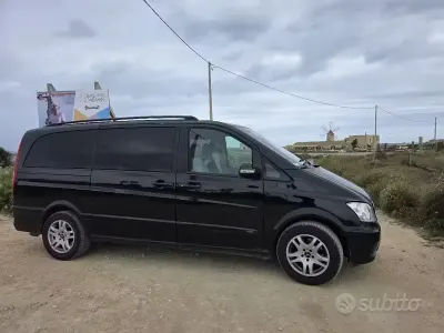 Usata Mercedes Viano 150 CV (110 kW) 2010 Nero Monovolume