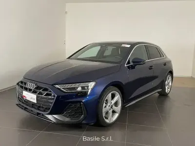 Usata Audi A3 S-Line 150 CV (110 kW) 2024 Blu Berlina
