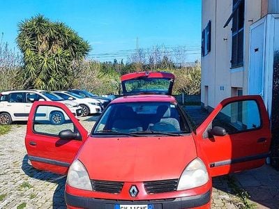 Usata Renault Clio II 2005 Rosso Berlina