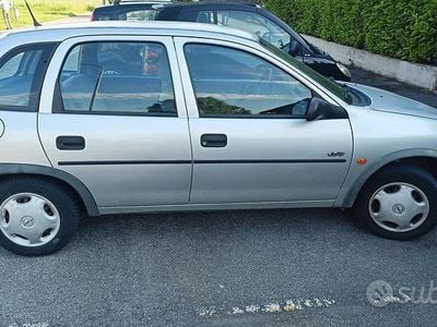 Gebraucht Opel Corsa Swing 54 PS (39 kW) 1998 Grau Kleinwagen