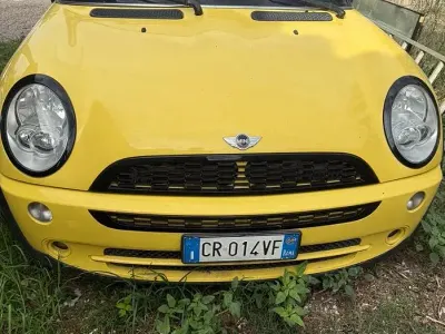 Usata Mini One D 75 CV (55 kW) 2004 Giallo Utilitaria