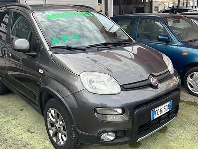 Usata Fiat Panda 4x4 95 CV (69 kW) 2016 Grigio Utilitaria