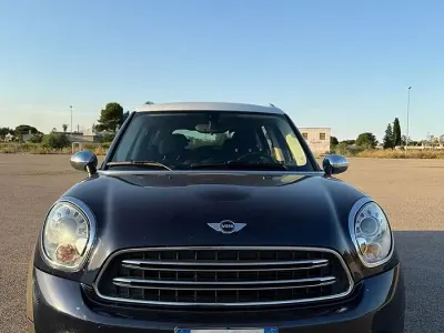 Usata Mini Countryman 111 CV (81 kW) 2015 Blu SUV