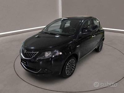 Usata Lancia Ypsilon Gold 69 CV (50 kW) 2024 Nero Utilitaria