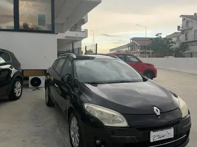 Usata Renault Mégane GrandTour Dynamique 130 CV (95 kW) 2010 Nero Station wagon