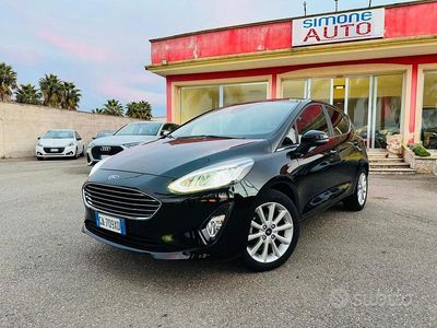 Usata Ford Fiesta Titanium 86 CV (63 kW) 2020 Nero Berlina