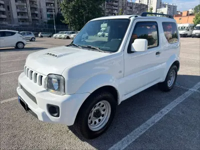 Usata Suzuki Jimny 86 CV (63 kW) 2013 Bianco SUV