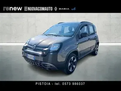 Usata Fiat Panda Cross Cross 70 CV (51 kW) 2020 Grigio scuro Utilitaria
