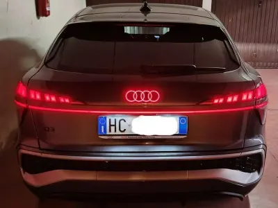 Nuova Audi Q3 Sportback Ambiente 150 CV (110 kW) 2026 Grigio SUV