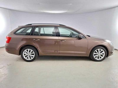 usata Skoda Octavia WAGON 1.6 TDI EXECUTIVE