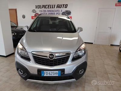 Usata Opel Mokka 140 CV (102 kW) 2016 Bianco SUV