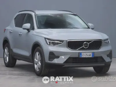 Usata Volvo XC40 129 CV (94 kW) 2024 Grigio SUV