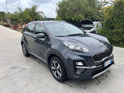 Usata Kia Sportage Active 140 CV (102 kW) 2018 Grigio SUV