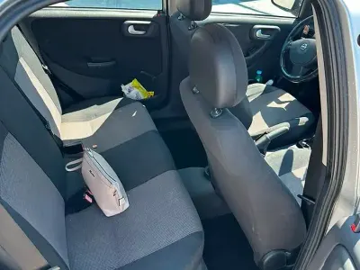 Usata Opel Corsa 69 CV (50 kW) 2005 Grigio Utilitaria