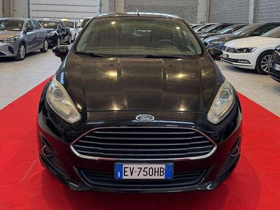 Usata Ford Fiesta Titanium 92 CV (67 kW) 2014 Blu/azzurro Utilitaria