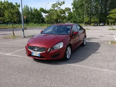 Usata Volvo S60 Momentum 203 CV (149 kW) 2010 Berlina