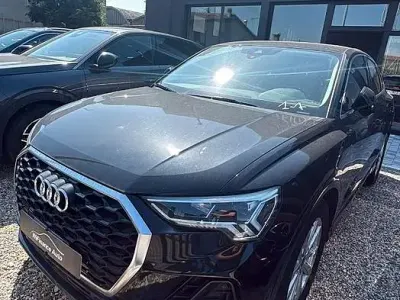 Käytetty Audi Q3 Business Plus 150 HP (110 kW) 2022 Musta Katumaasturi