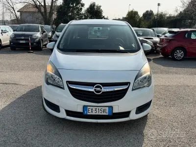 Usata Opel Meriva 120 CV (88 kW) 2015 Bianco Monovolume