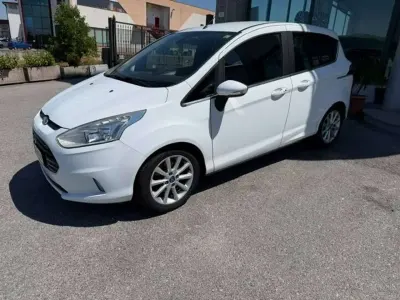 Usata Ford B-MAX Business Edition 95 CV (69 kW) 2015 Bianco Monovolume