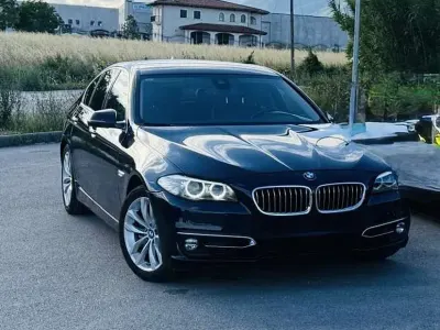 Usata BMW 530 Luxury Line 258 CV (189 kW) 2015 Berlina