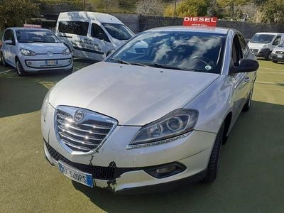 Usata Lancia Musa S 120 CV (88 kW) 2010 Argento Monovolume