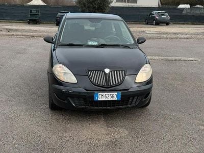 Usata Lancia Ypsilon 60 CV (44 kW) 2005 Nero Utilitaria