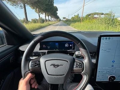 Grigio Usata 2021 Ford Mustang Extended Range SUV | 30.000 €