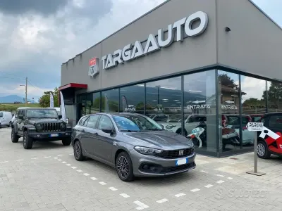 Usata Fiat Tipo City Life 131 CV (96 kW) 2021 Giallo Station wagon