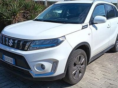 Usata Suzuki Vitara Cool 129 CV (94 kW) 2023 Bianco SUV