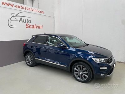 Usata VW T-Roc Business 150 CV (110 kW) 2020 Blu SUV