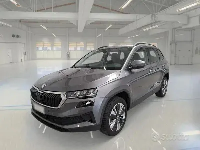 Usata Skoda Karoq Executive 115 CV (84 kW) 2022 Grigio SUV