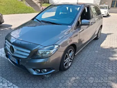 Usata Mercedes B200