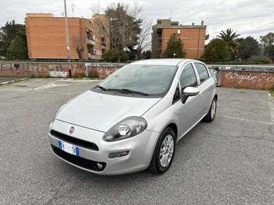 Usata Fiat Punto Street 95 CV (69 kW) 2018 Argento Utilitaria