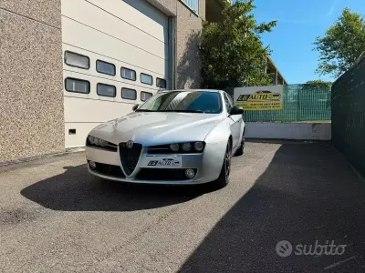 Usata Alfa Romeo 159 Progression 150 CV (110 kW) 2009 Grigio Station wagon