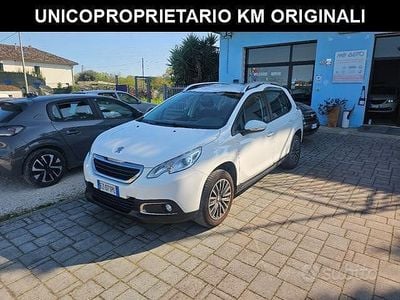 Usata Peugeot 2008 Active 75 CV (55 kW) 2015 Bianco SUV