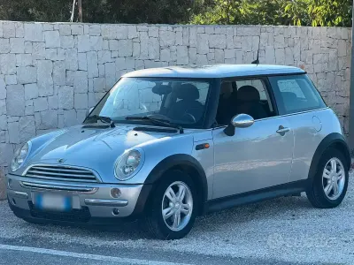 Usata Mini ONE 88 CV (64 kW) 2005 Grigio Utilitaria
