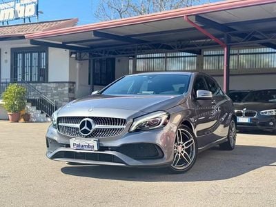 Usata Mercedes A180 Premium 109 CV (80 kW) 2017 Grigio Berlina