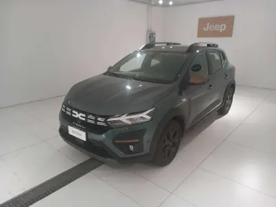 Usata Dacia Sandero Extreme 101 CV (74 kW) 2023 Verde commando Berlina