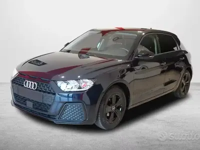 Usata Audi A1 Attraction 95 CV (69 kW) 2022 Nero SUV