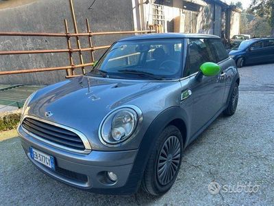 usata Mini Cooper 1.4 benz neopatentati da rivedere moto