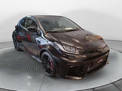 Nuova Toyota Yaris 280 CV (205 kW) 2026 Nero Utilitaria