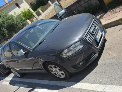 Usata Audi A3 105 CV (77 kW) 2012 Nero Utilitaria