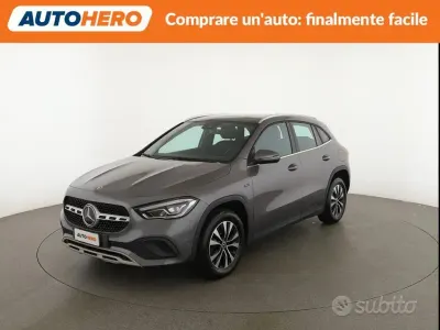 Usado Mercedes GLA250 Business 160 CV (117 kW) 2021 Gris SUV