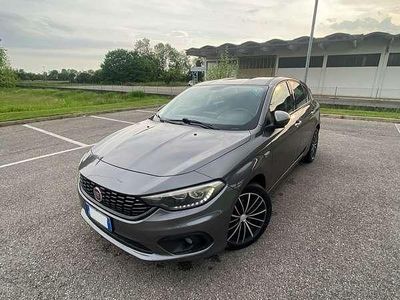 Usata Fiat Tipo Lounge 120 CV (88 kW) 2016 Berlina