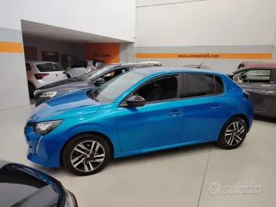 Usata Peugeot 208 Allure 101 CV (74 kW) 2022 Blu brillante metallizzato Utilitaria
