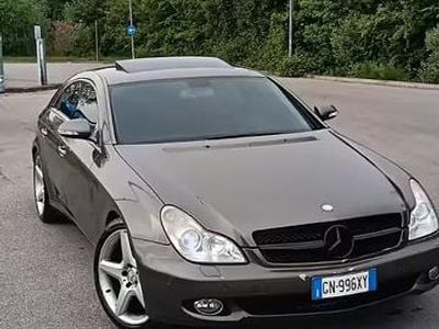 Occasion Mercedes CLS320 224 ch (164 kW) 2007 Marron Berline