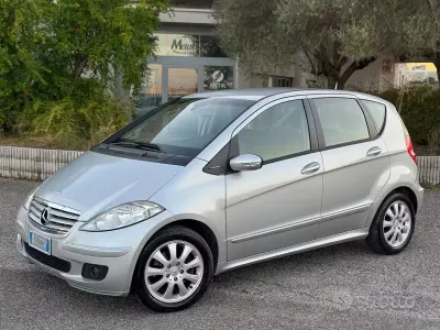Usata Mercedes A200 Elegance 140 CV (102 kW) 2007 Grigio Berlina