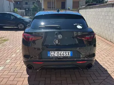 Usata Alfa Romeo Stelvio Business 210 CV (154 kW) 2018 Nero SUV